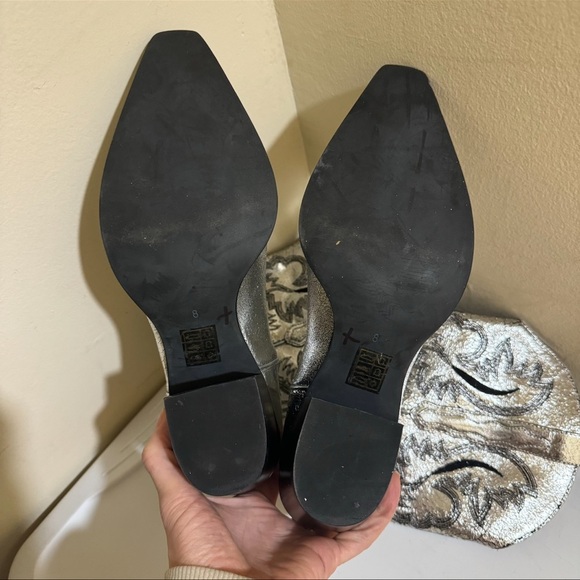New Jeffrey Campbell Dagget Boots Western Heeled Cowboy Silver Black Womens 8 - Picture 10 of 14